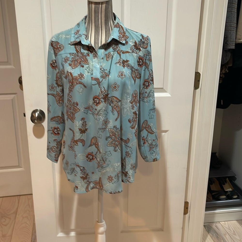 Van Heusen split neck top